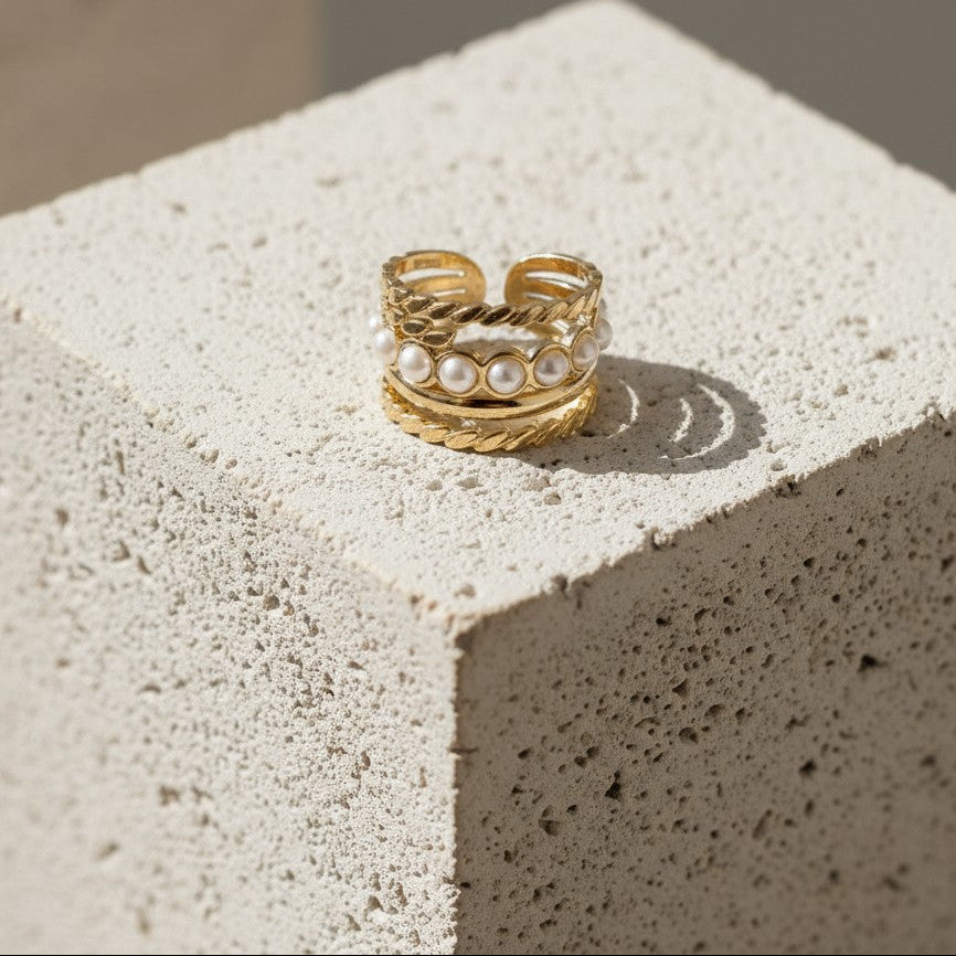 The Essence, Vintage Ring